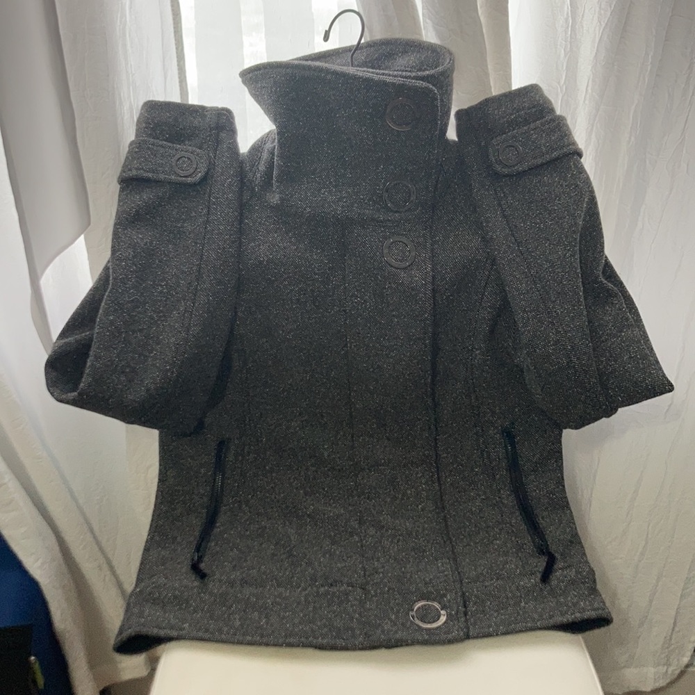 Lululemon Heather Gray Light Zip Button Jacket - image 4